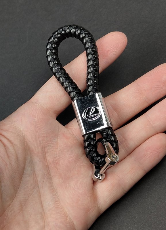 Брелок авто Lexus петля