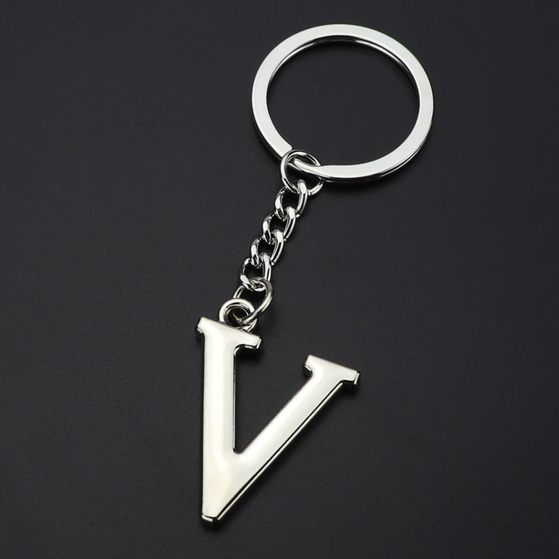 Брелок буква "V"