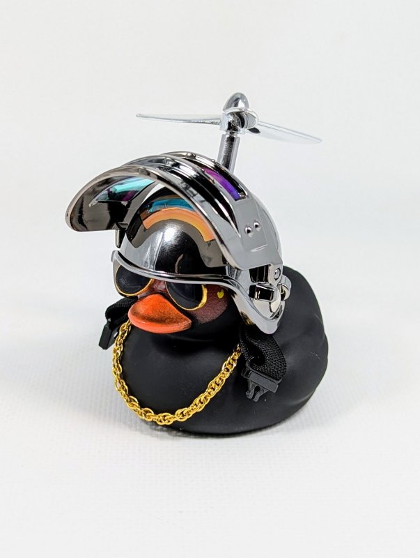 Утка чёрная на панель Авто (шлем-хром)