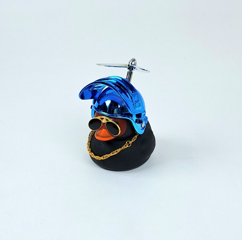 Утка чёрная на панель Авто (шлем-синий)